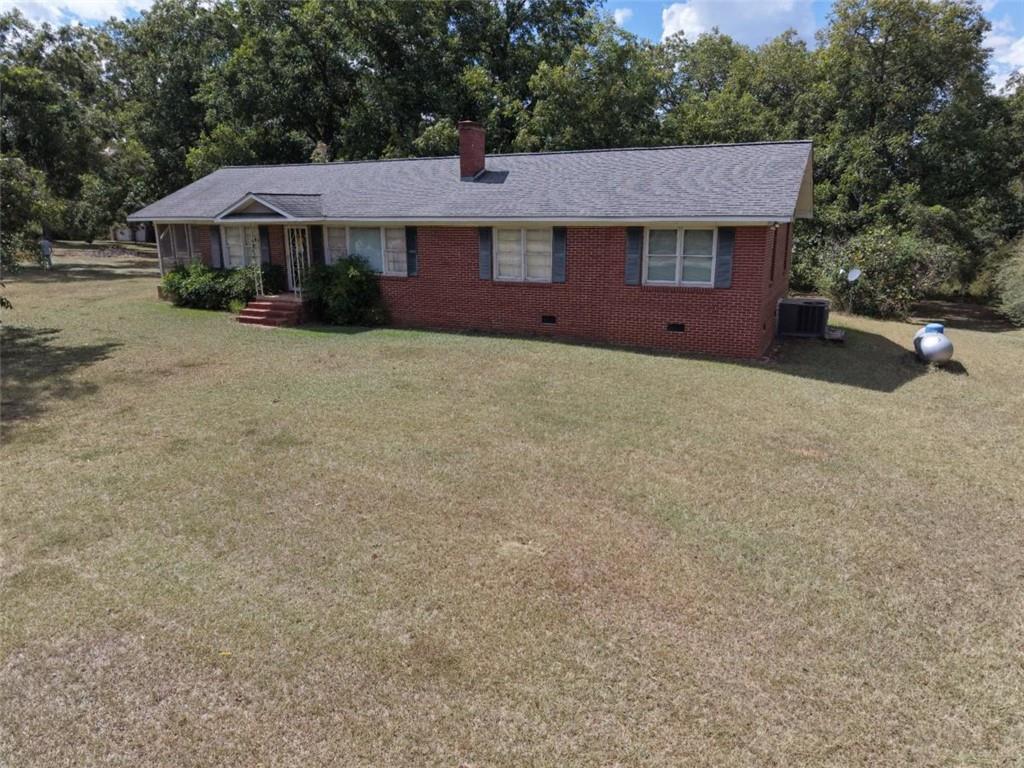 2107 Hwy 15 N Property Photo 1