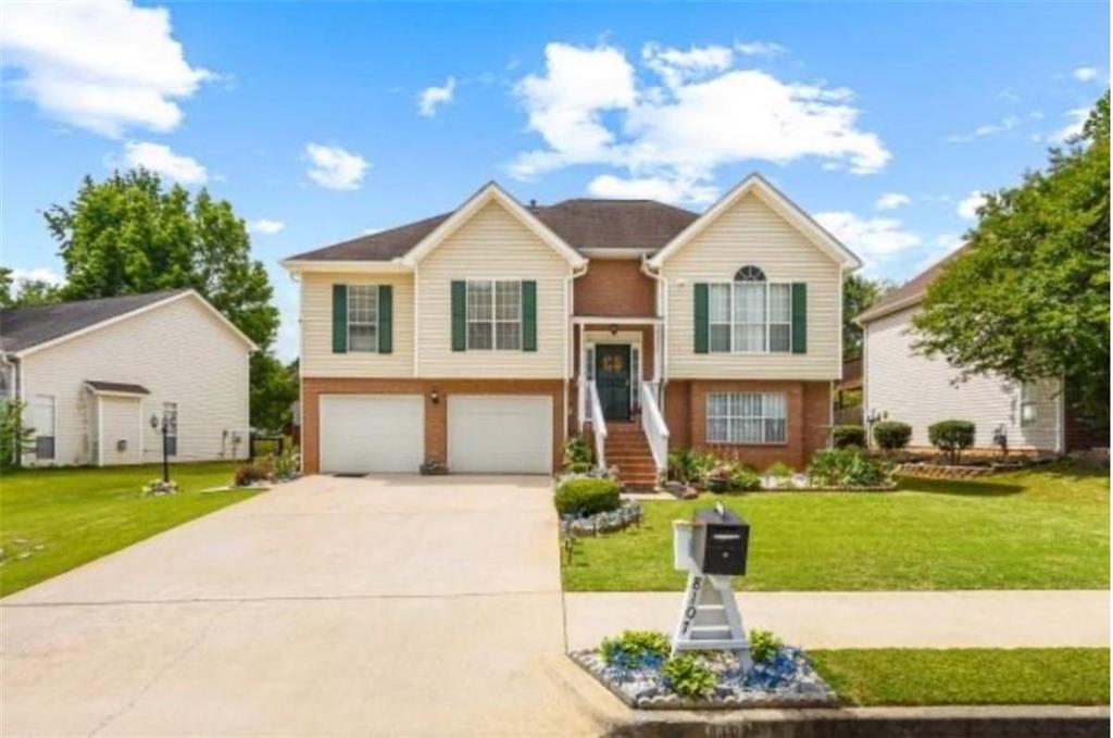 8107 Birch Walk Drive Property Photo 1