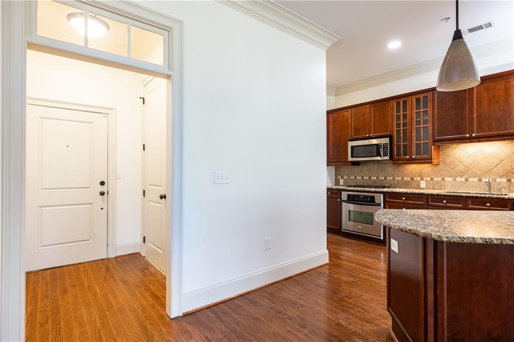 3635 E Paces Circle Ne Unit 1418 Property Photo 3