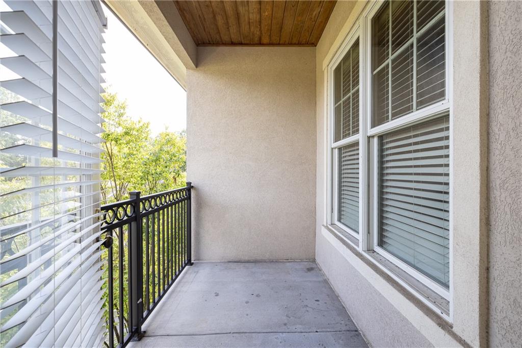 3635 E Paces Circle Ne Unit 1418 Property Photo 21