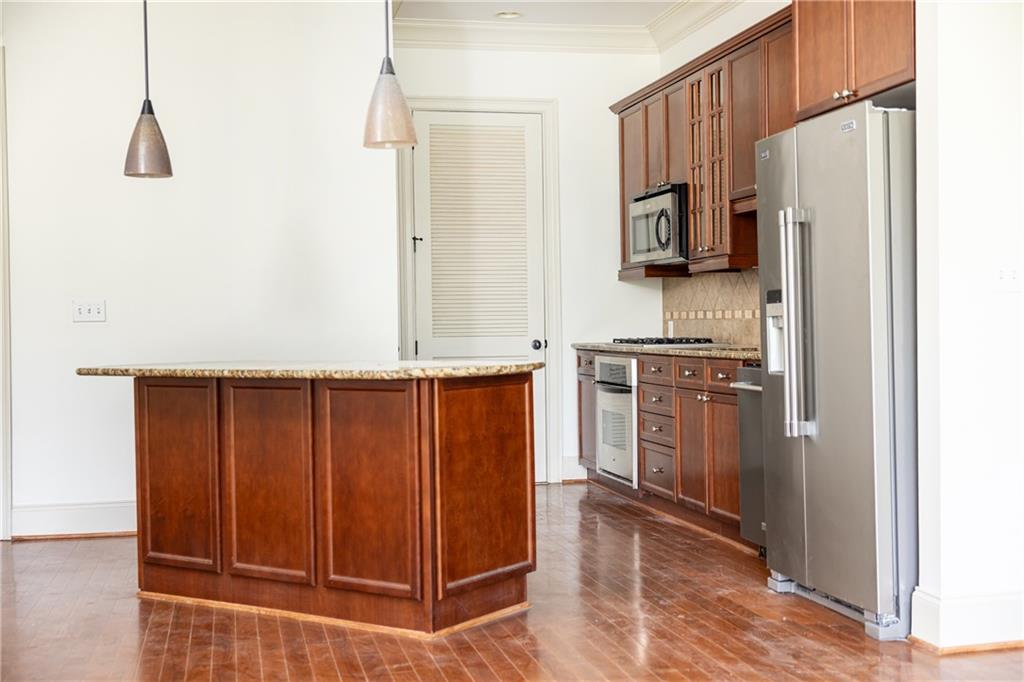 3635 E Paces Circle Ne Unit 1418 Property Photo 37