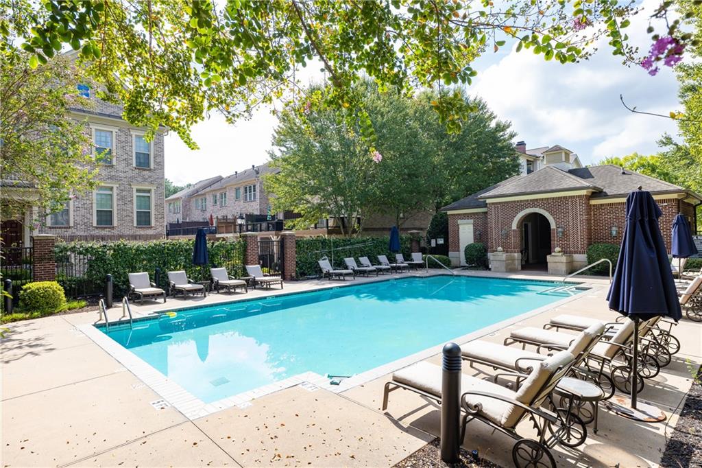 3635 E Paces Circle Ne Unit 1418 Property Photo 47