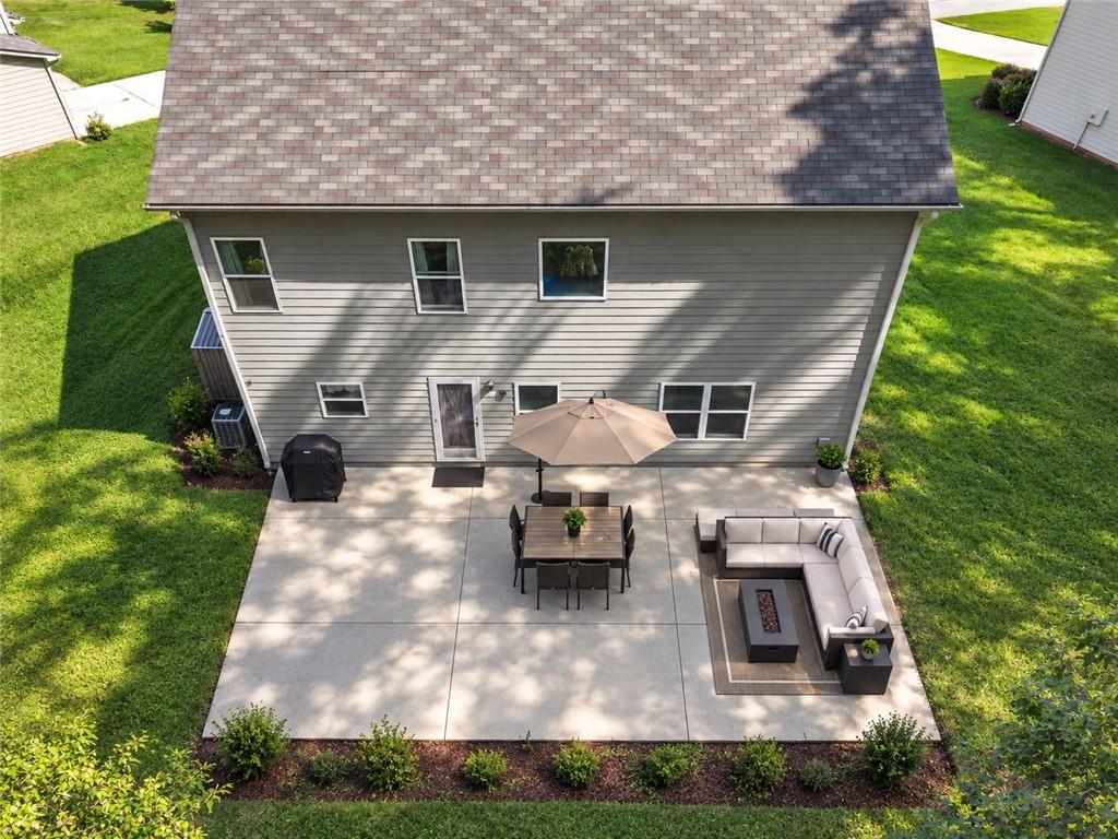 105 Westbury Drive Property Photo 19