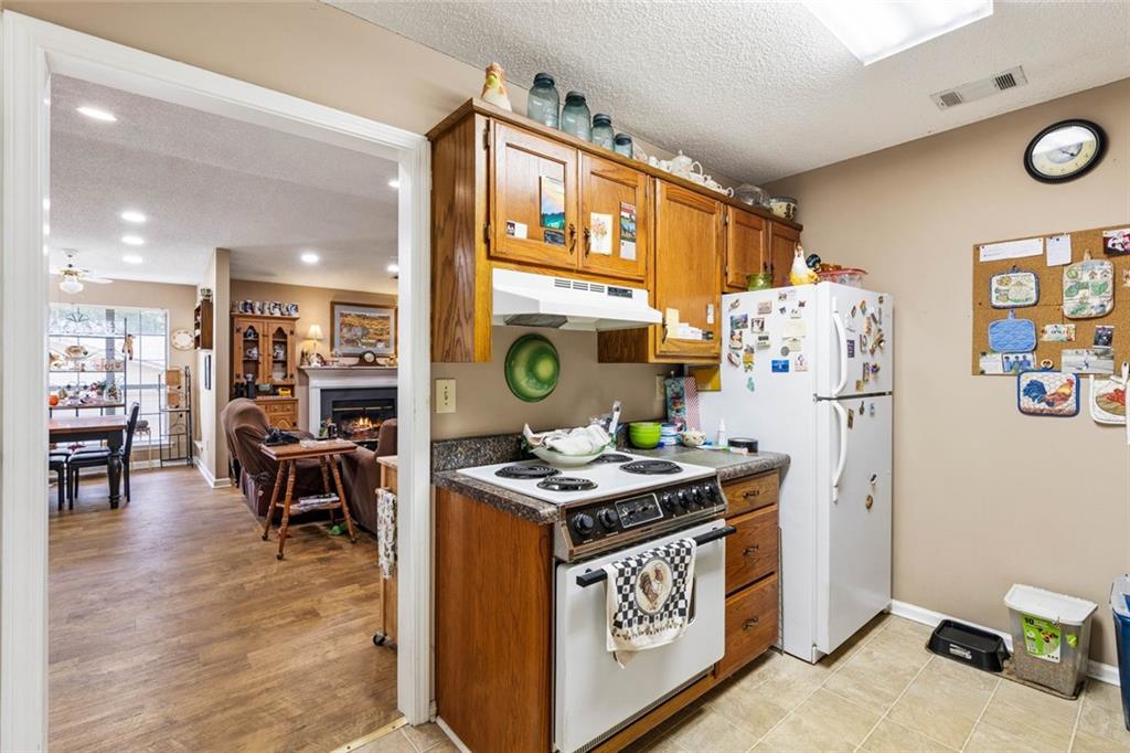 2235 Old Hamilton Place Unit 400d Property Photo 13