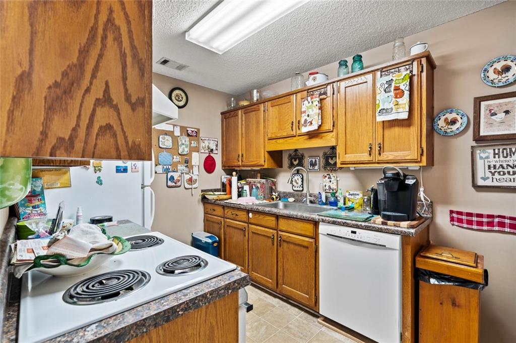 2235 Old Hamilton Place Unit 400d Property Photo 14