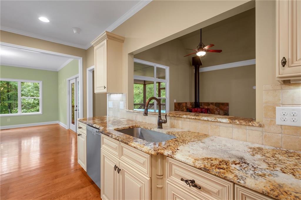 1215 Cullpepper Road Ne Property Photo 16