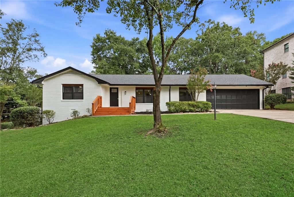 1802 Oak Grove Road Ne Property Photo 1