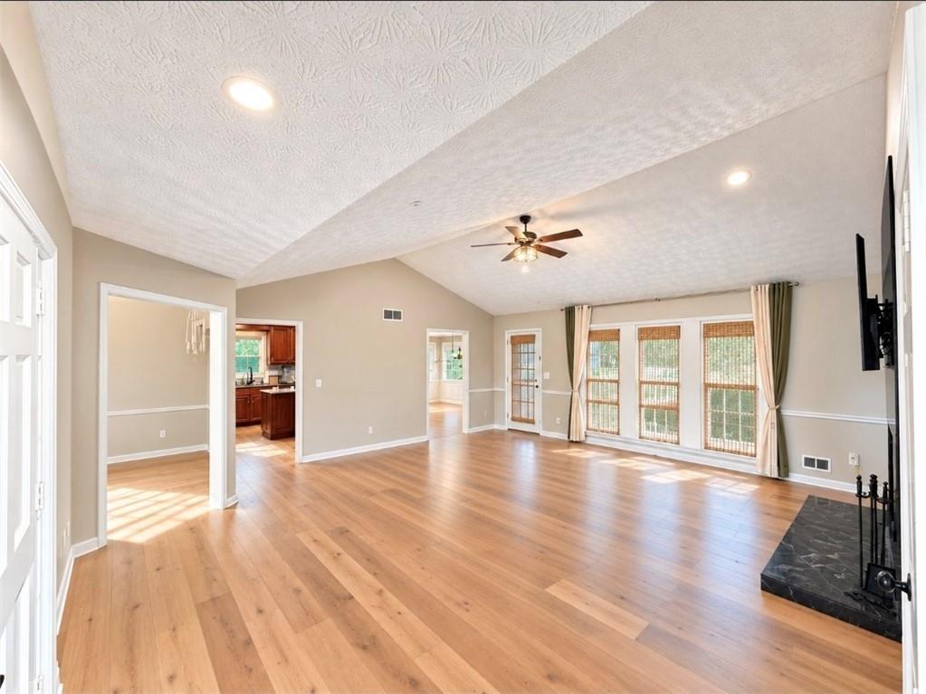 3731 Spring Leaf Lane Property Photo 6