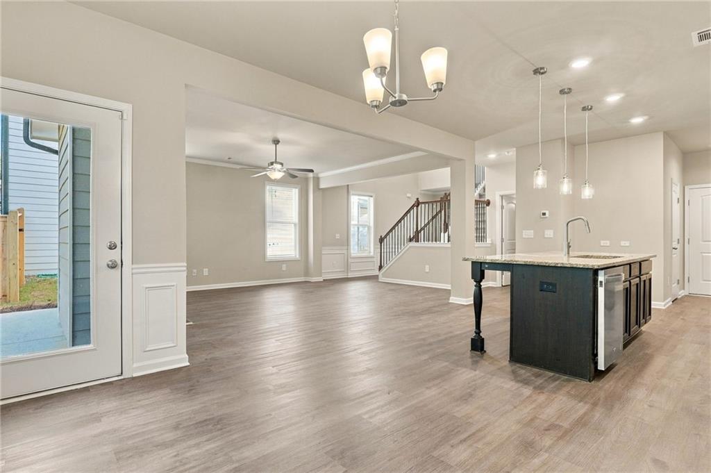 3184 Hawthorne Path Property Photo 14