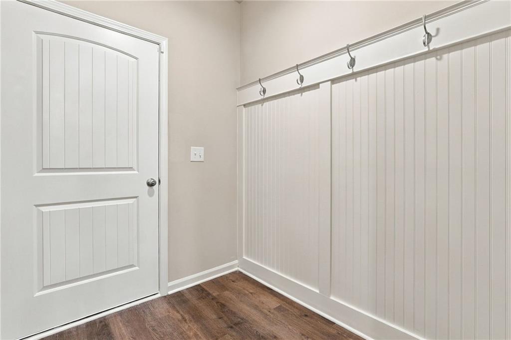 3184 Hawthorne Path Property Photo 20