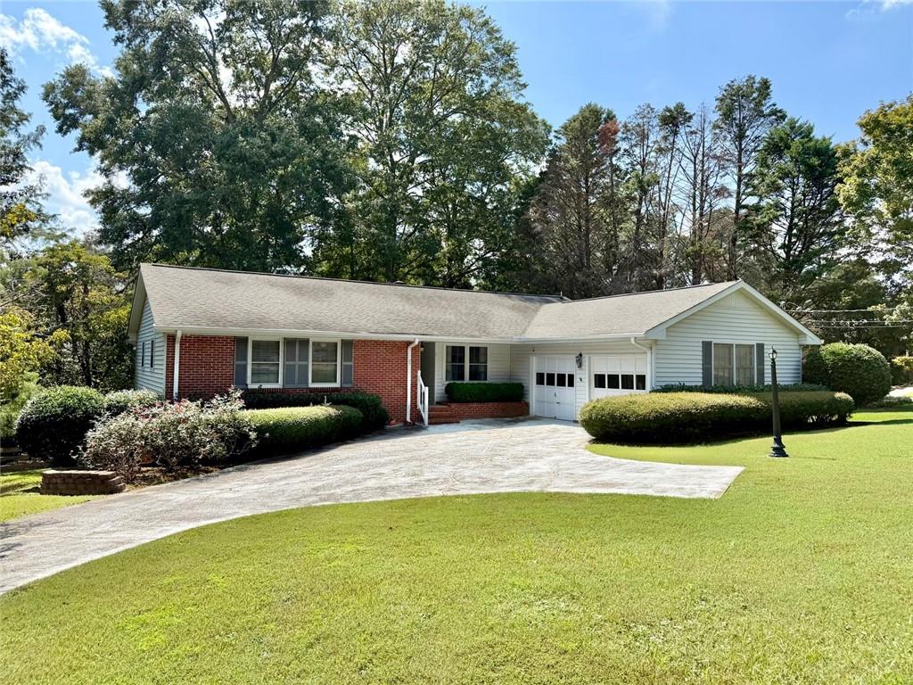 5 Plantation Circle Property Photo 2
