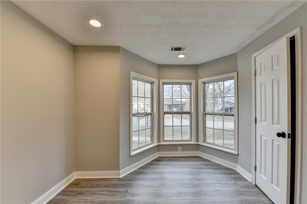 574 Glendale Road Property Photo 16