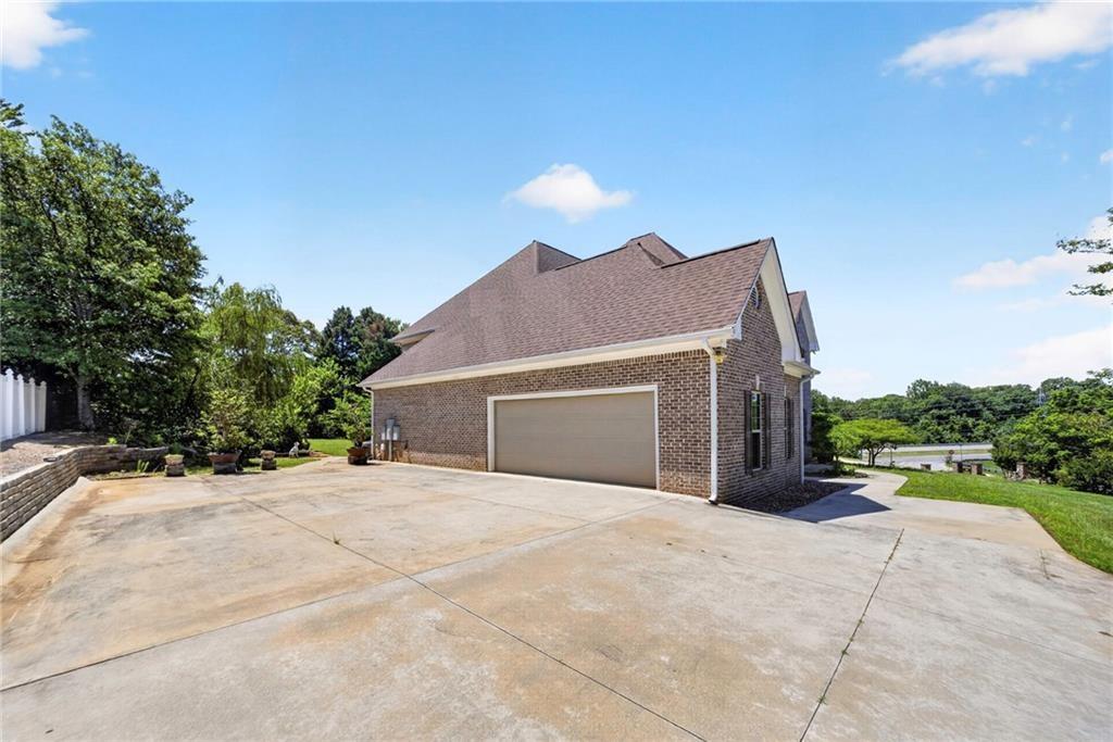 2204 Sidney Drive Property Photo 57