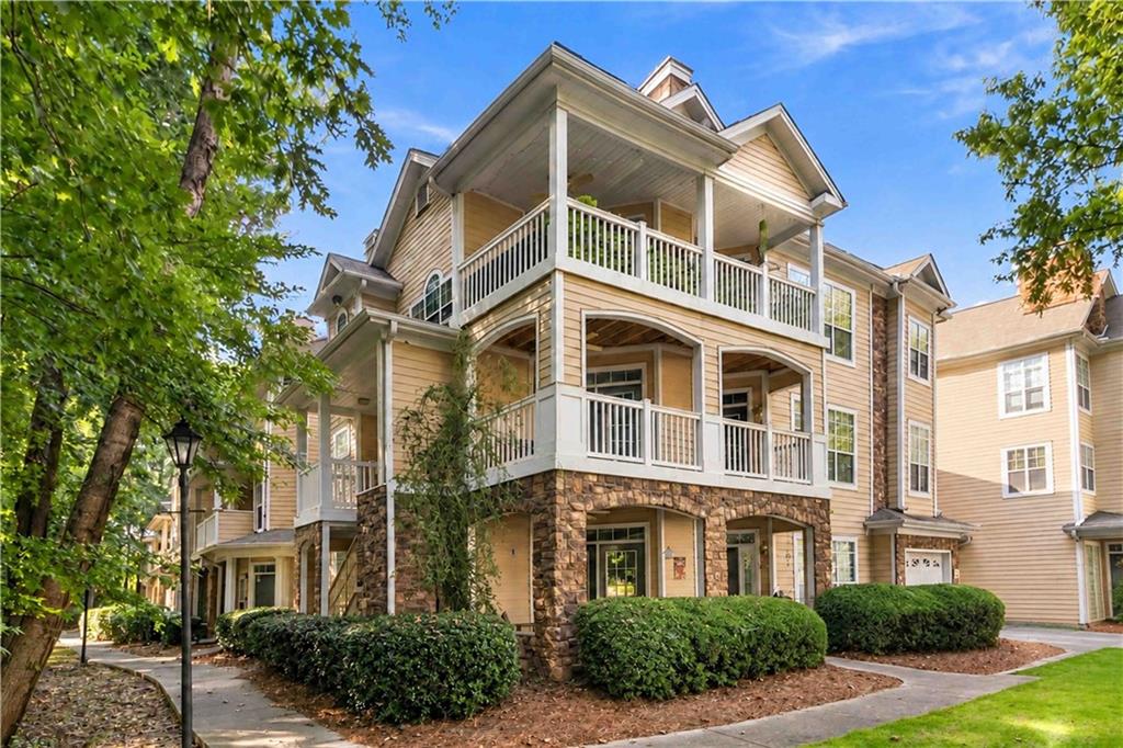 1027 Whitshire Way Unit 1027 Property Photo 1