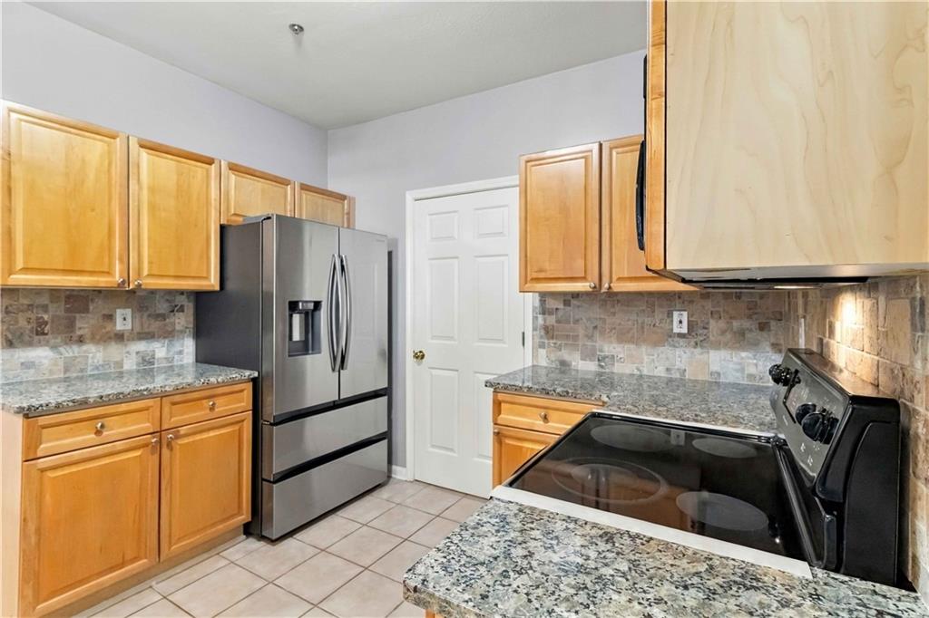 1027 Whitshire Way Unit 1027 Property Photo 10