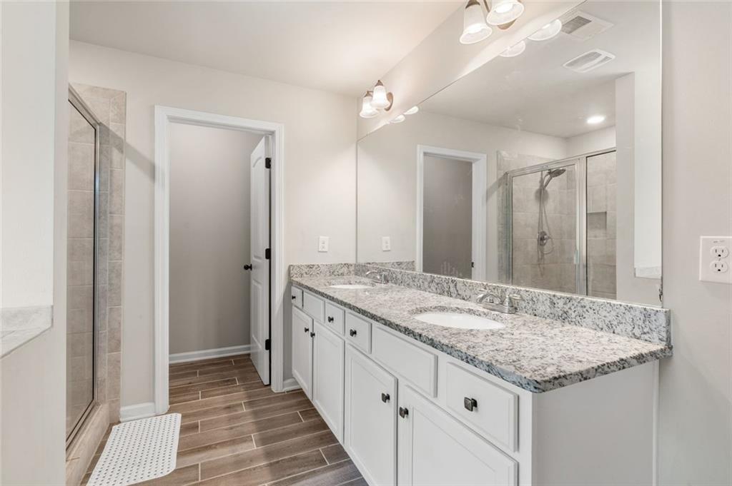 281 Janney Circle Property Photo 13
