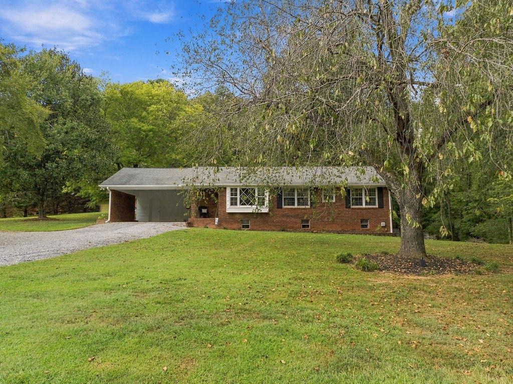 1634 Little Texas Valley Road Property Photo 1