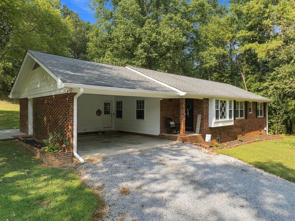 1634 Little Texas Valley Road Property Photo 1
