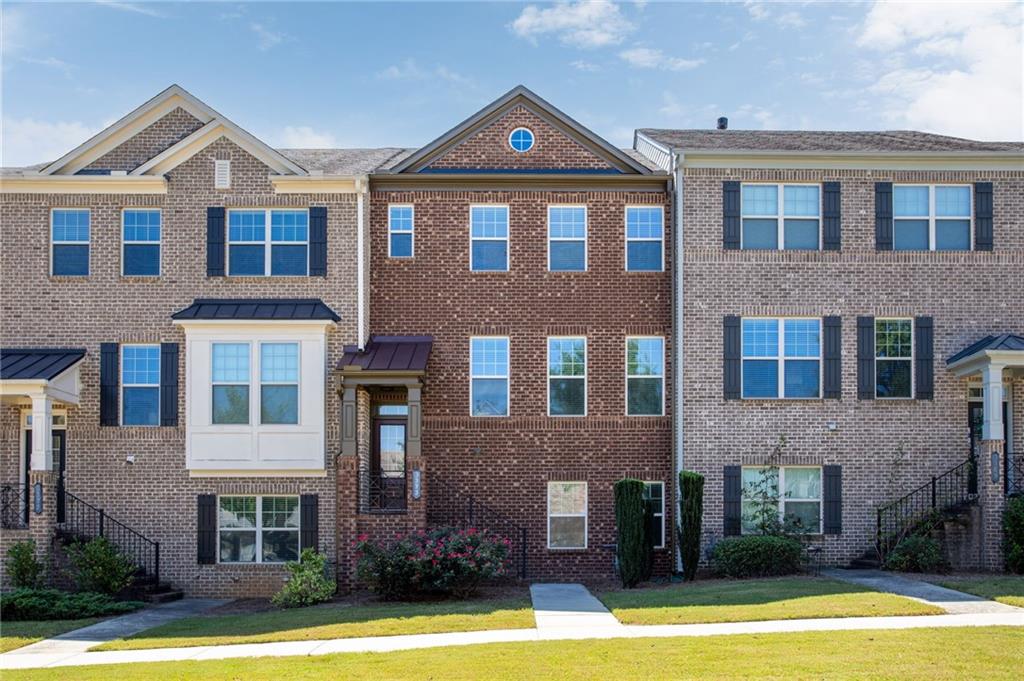 3373 N Twin Alley Property Photo 1