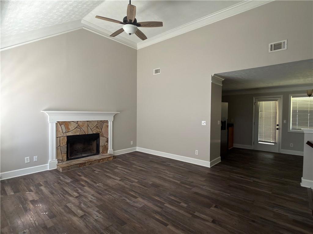 252 Thorn Brook Circle Property Photo 2