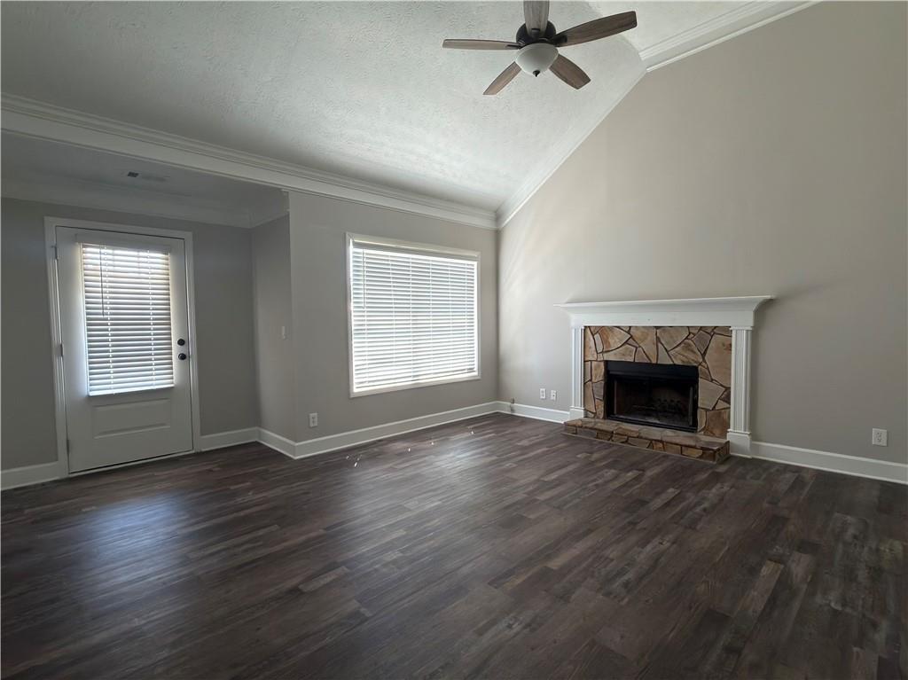 252 Thorn Brook Circle Property Photo 5