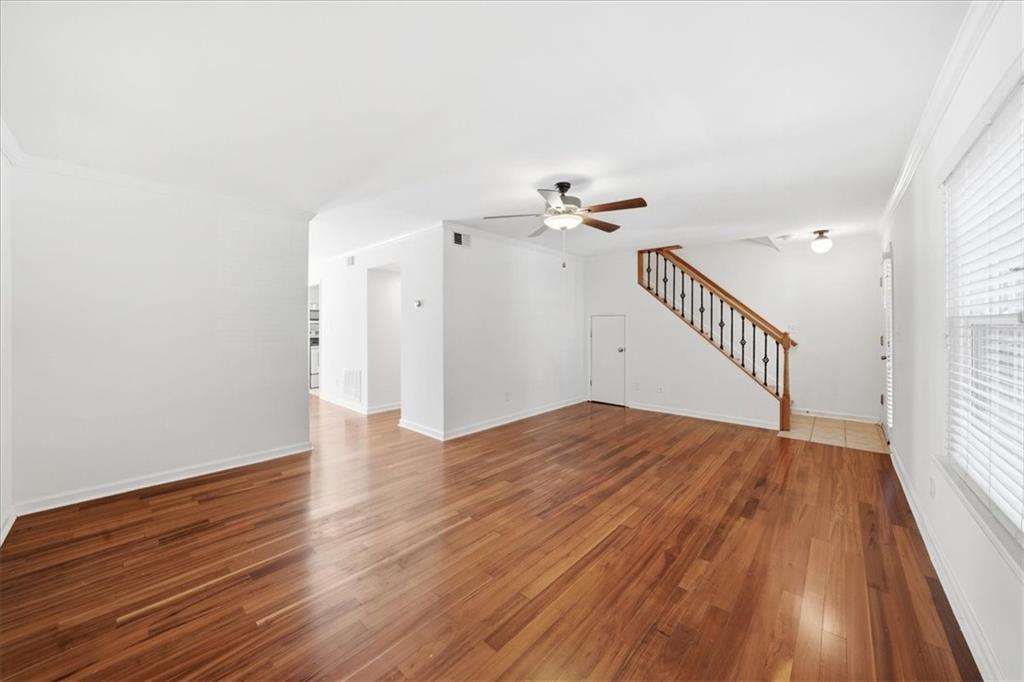 1402 Brighton Property Photo 10