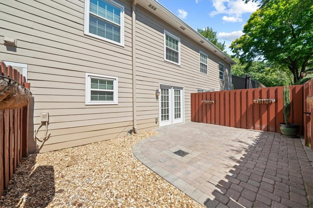 1402 Brighton Property Photo 16