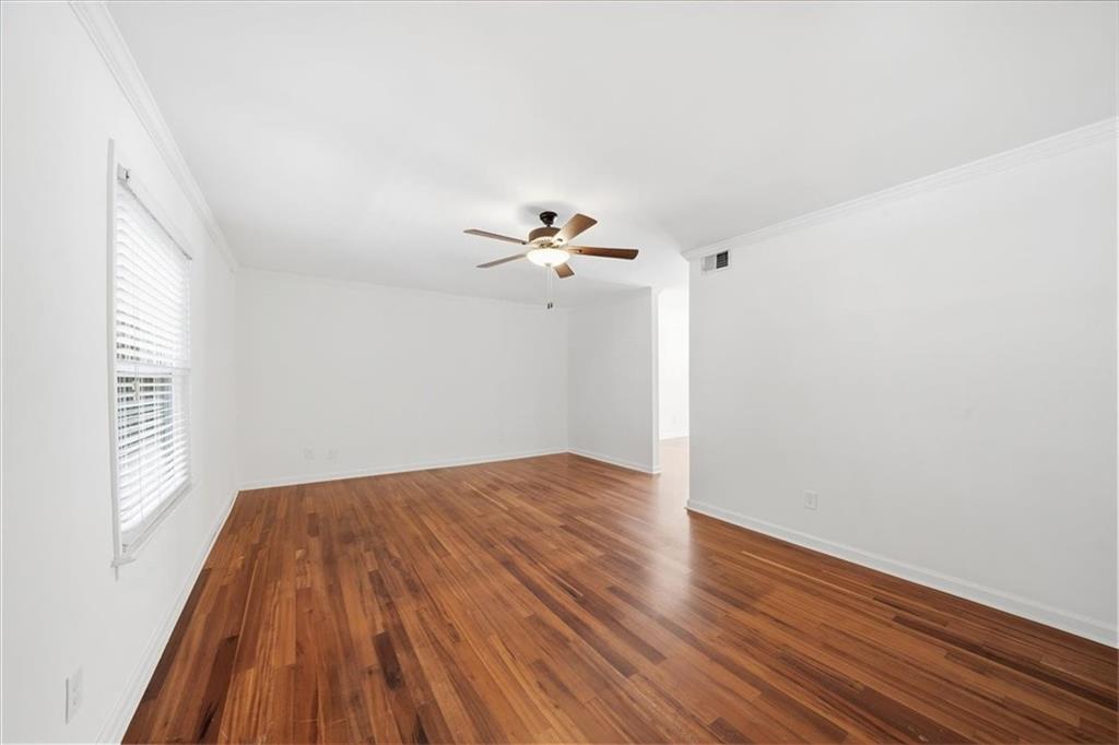 1402 Brighton Property Photo 20