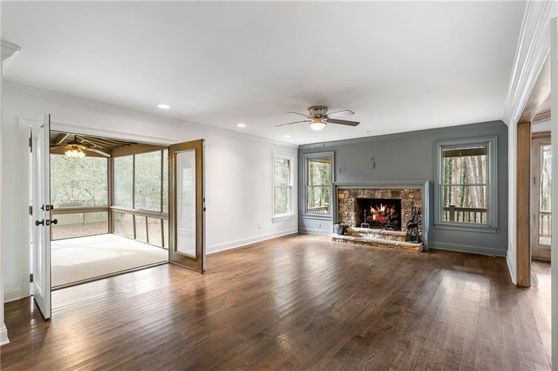 2468 Ridgeway Drive Property Photo 15