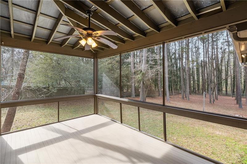 2468 Ridgeway Drive Property Photo 16