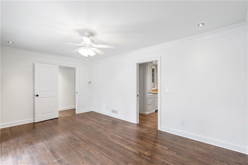 2468 Ridgeway Drive Property Photo 20
