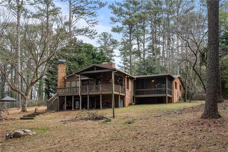 2468 Ridgeway Drive Property Photo 29