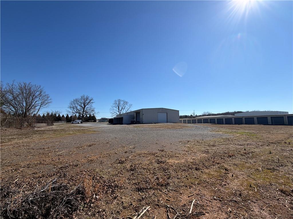 1865 Us 41 Hwy Property Photo 17