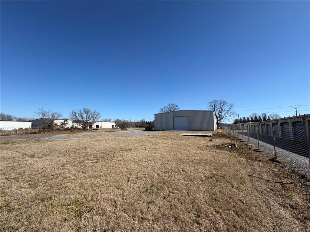 1865 Us 41 Hwy Property Photo 19
