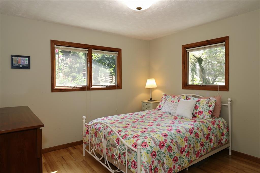 3235 Lakeside Drive Property Photo 12