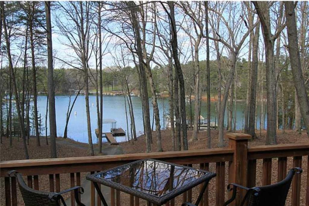 3235 Lakeside Drive Property Photo 16