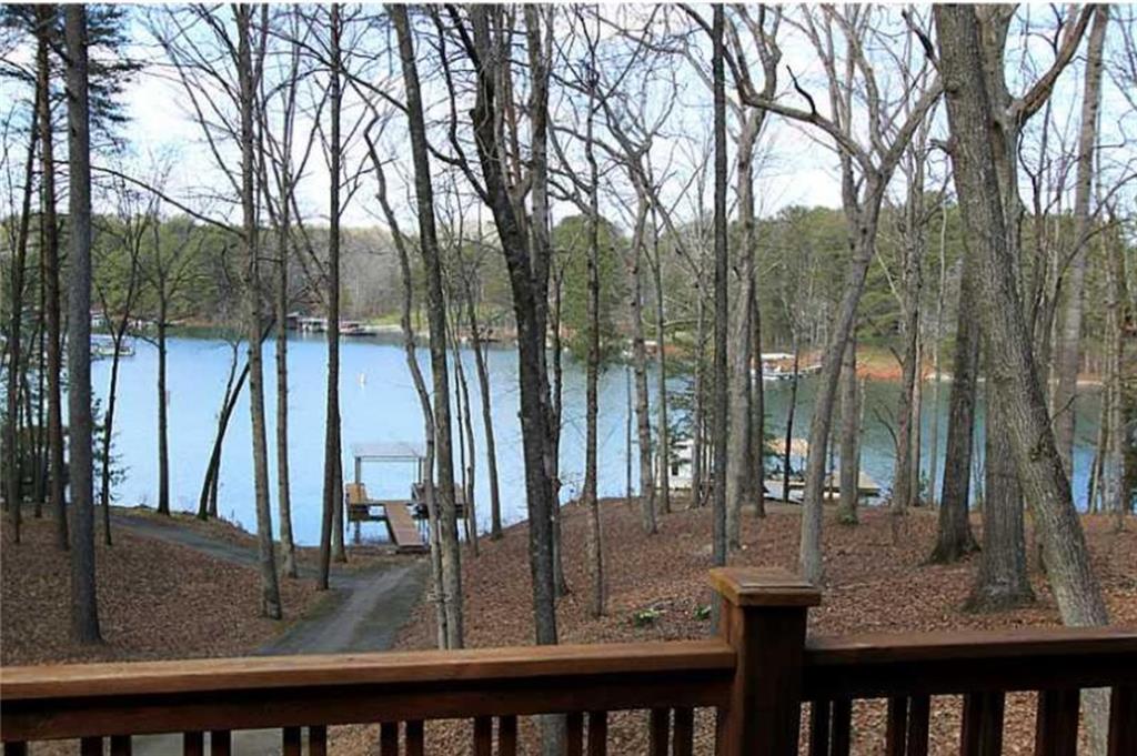 3235 Lakeside Drive Property Photo 17