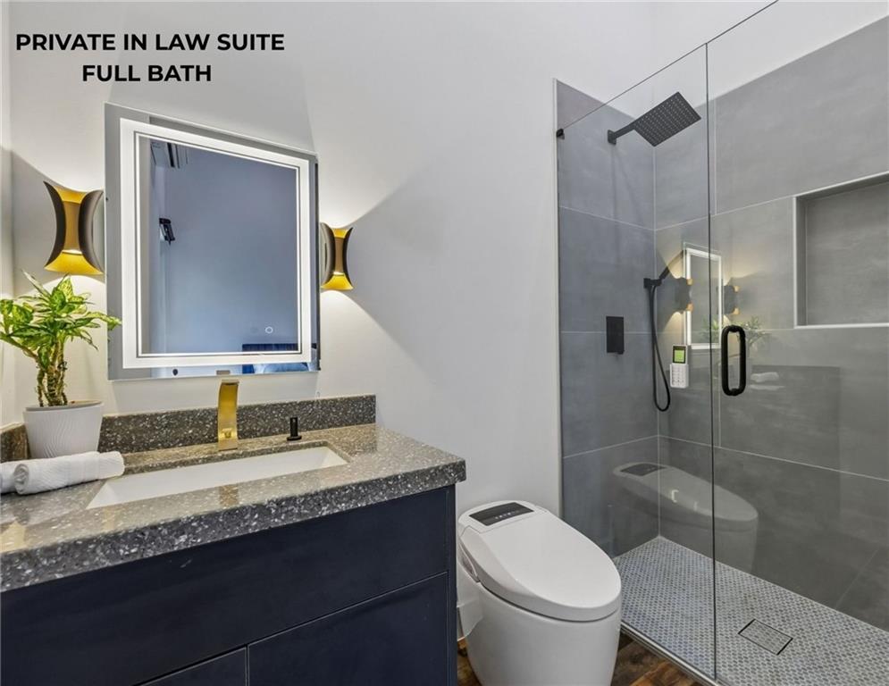 3240 Smithtown Rd Property Photo 41
