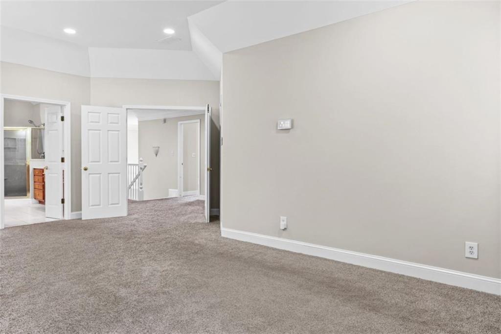 408 Castle Rock Property Photo 25