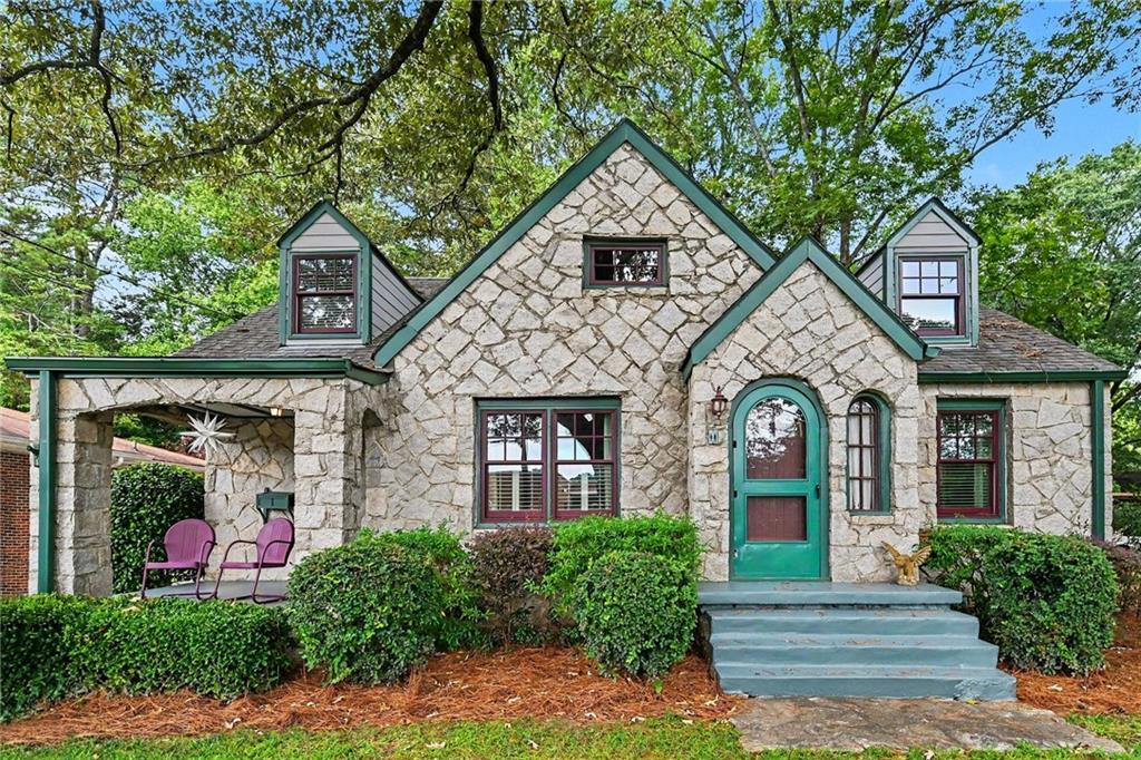 1 Lakeshore Drive Property Photo 1