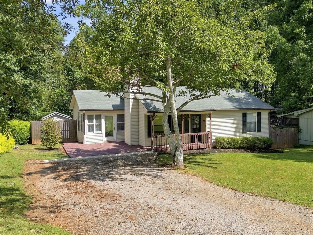 2550 Lakeview Trail Property Photo 1