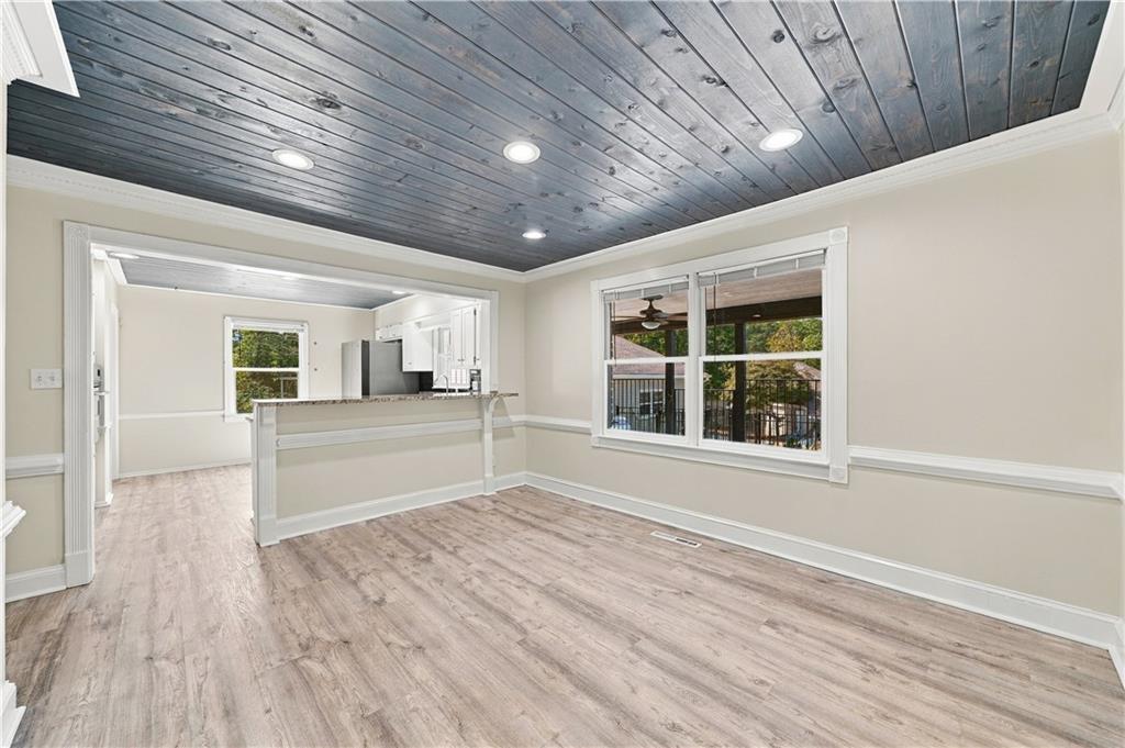 479 Montview Drive Property Photo 12