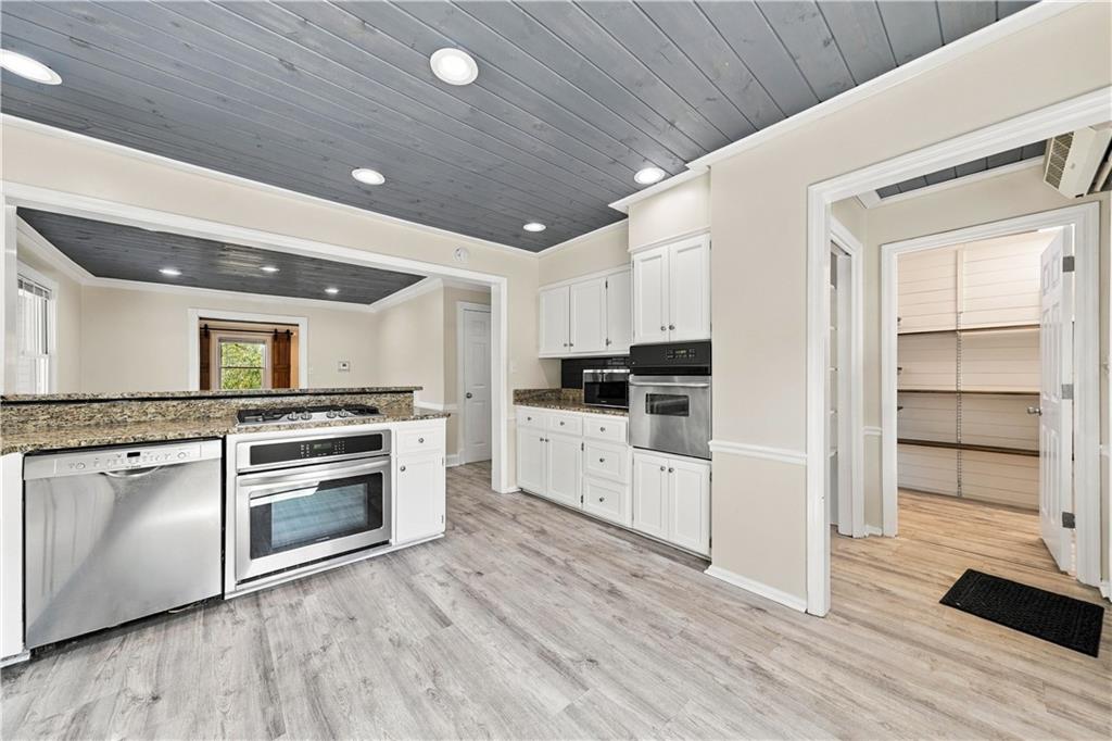 479 Montview Drive Property Photo 17