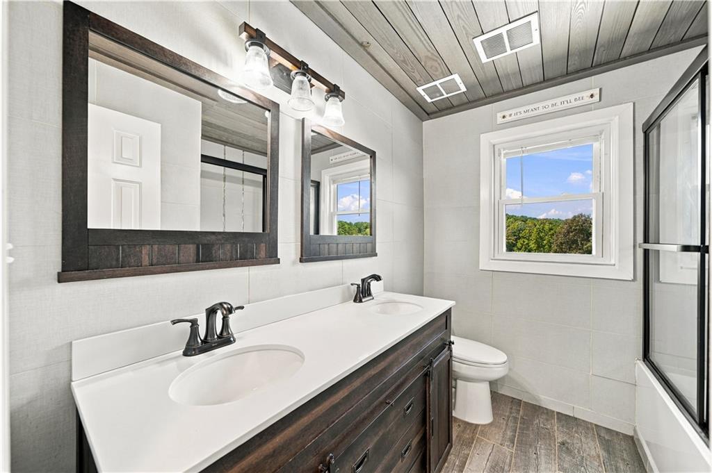 479 Montview Drive Property Photo 32