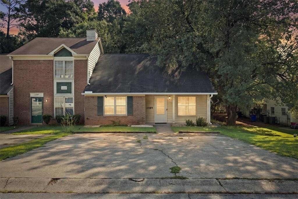 1709 Winchester Way Se Property Photo 1