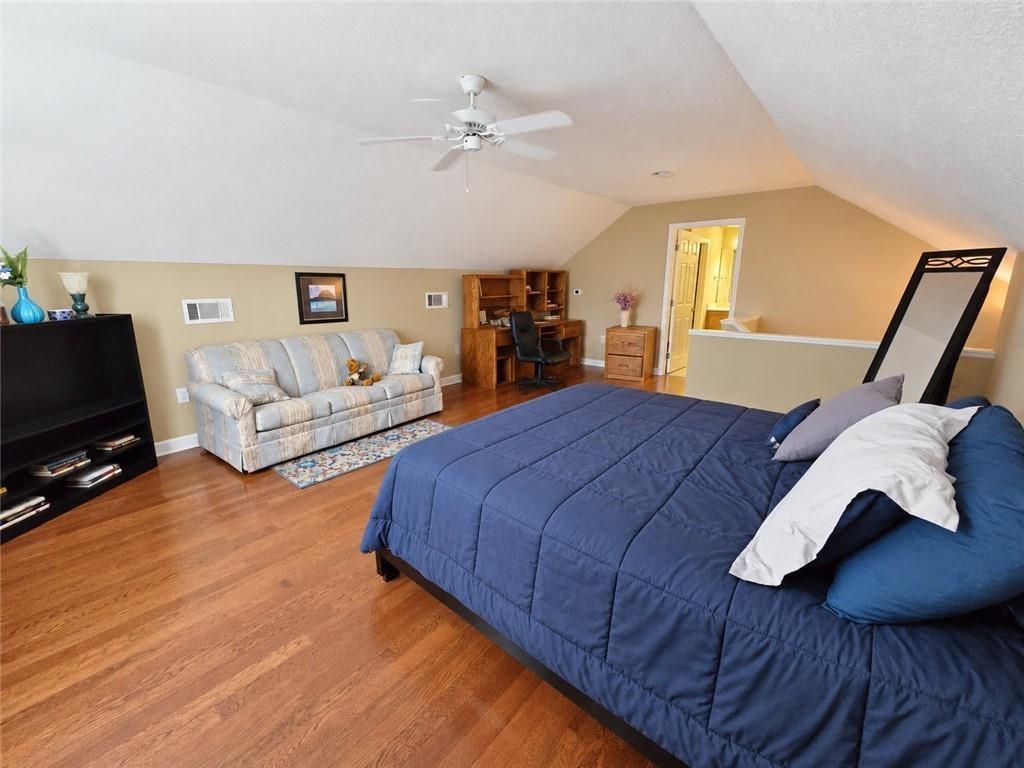 1213 Brookstone Way Property Photo 8