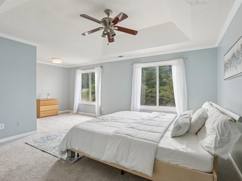 1021 Soaring Drive Property Photo 4