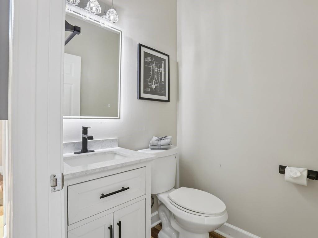 1021 Soaring Drive Property Photo 14