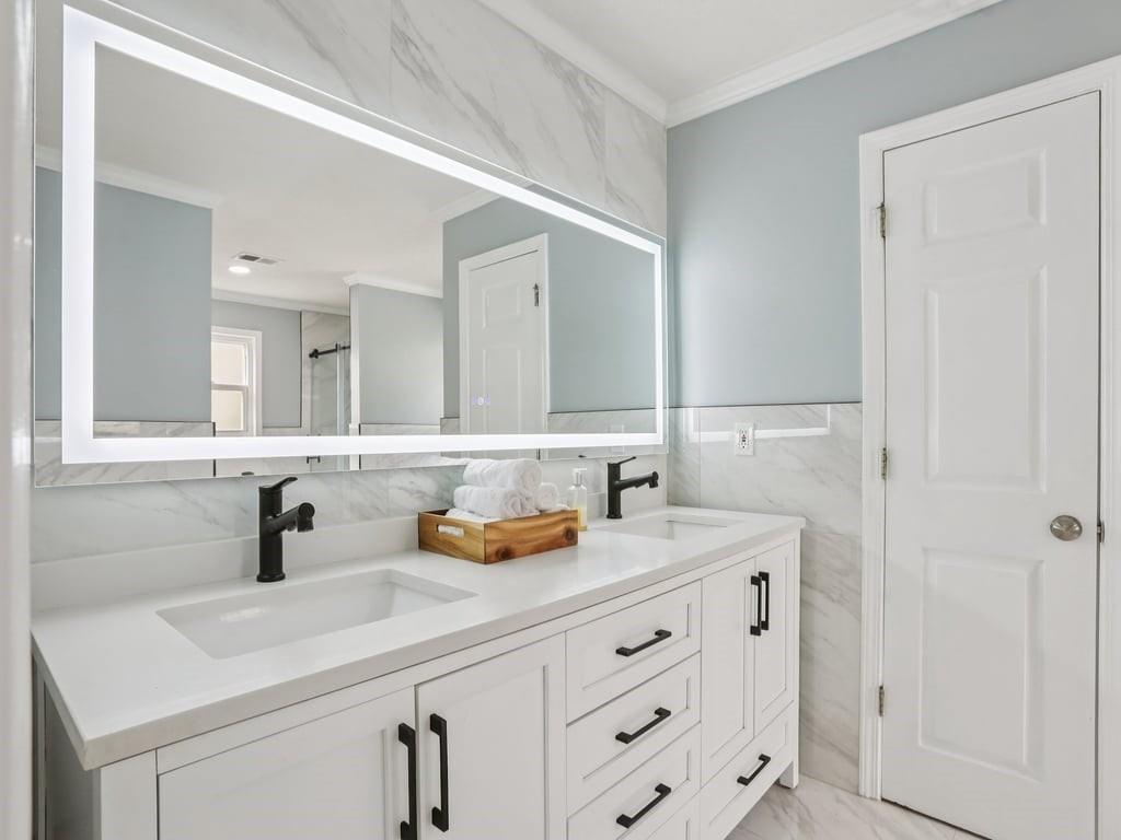 1021 Soaring Drive Property Photo 34