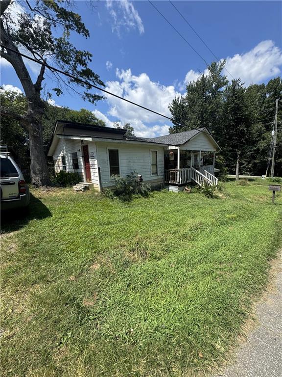 102 Oak Drive Se Property Photo 1